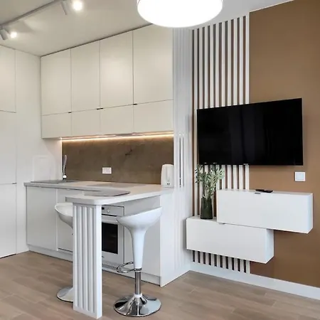 Easy Rent- Wyczolkowskiego 1, Free Parking, 24h Check-in * Lublin